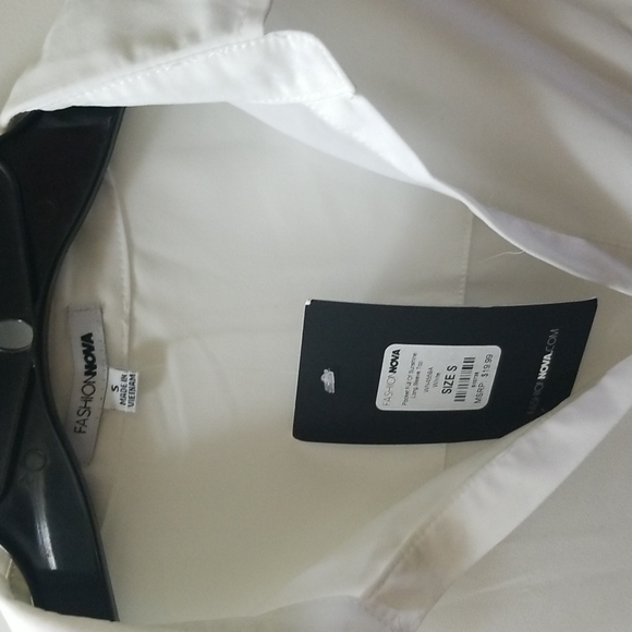 Fashion Nova white button down shirt - Light white - Small - Picture 4 of 11